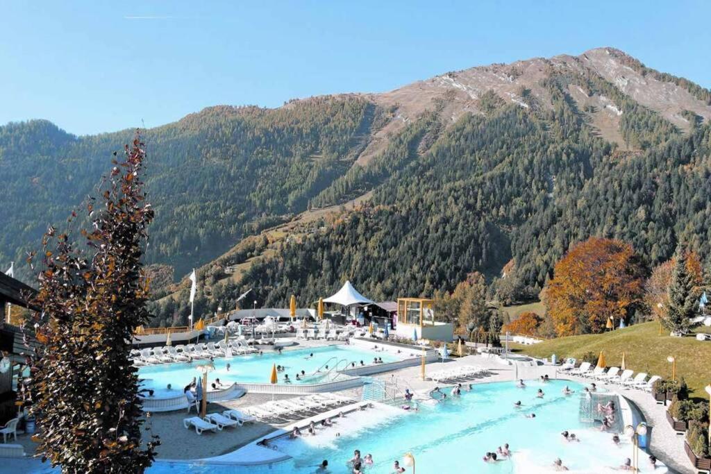 Charmant Studio Renove Situe Dans Les Bains D'Ovronnaz, Immeuble Les Sources Buitenkant foto